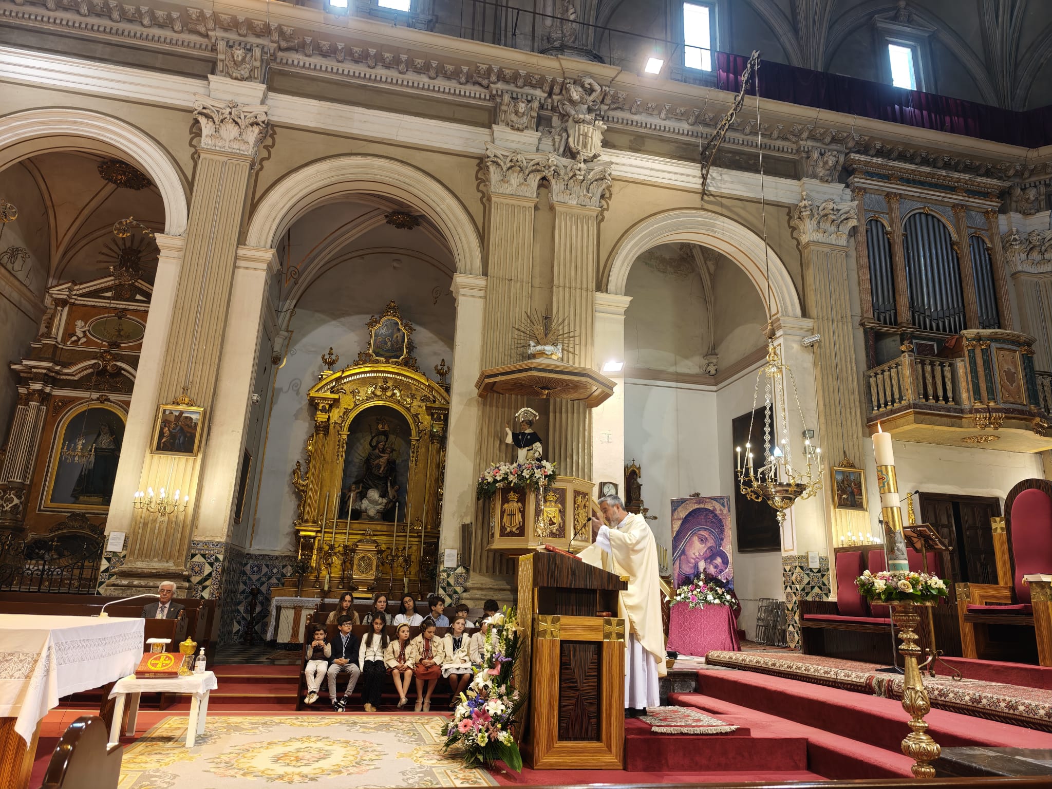 El altar del Carme ganador del Concurs de Milacres honra a Sant Vicent Ferrer 5 WhatsApp Image 2026 04 12 at 12.22.21