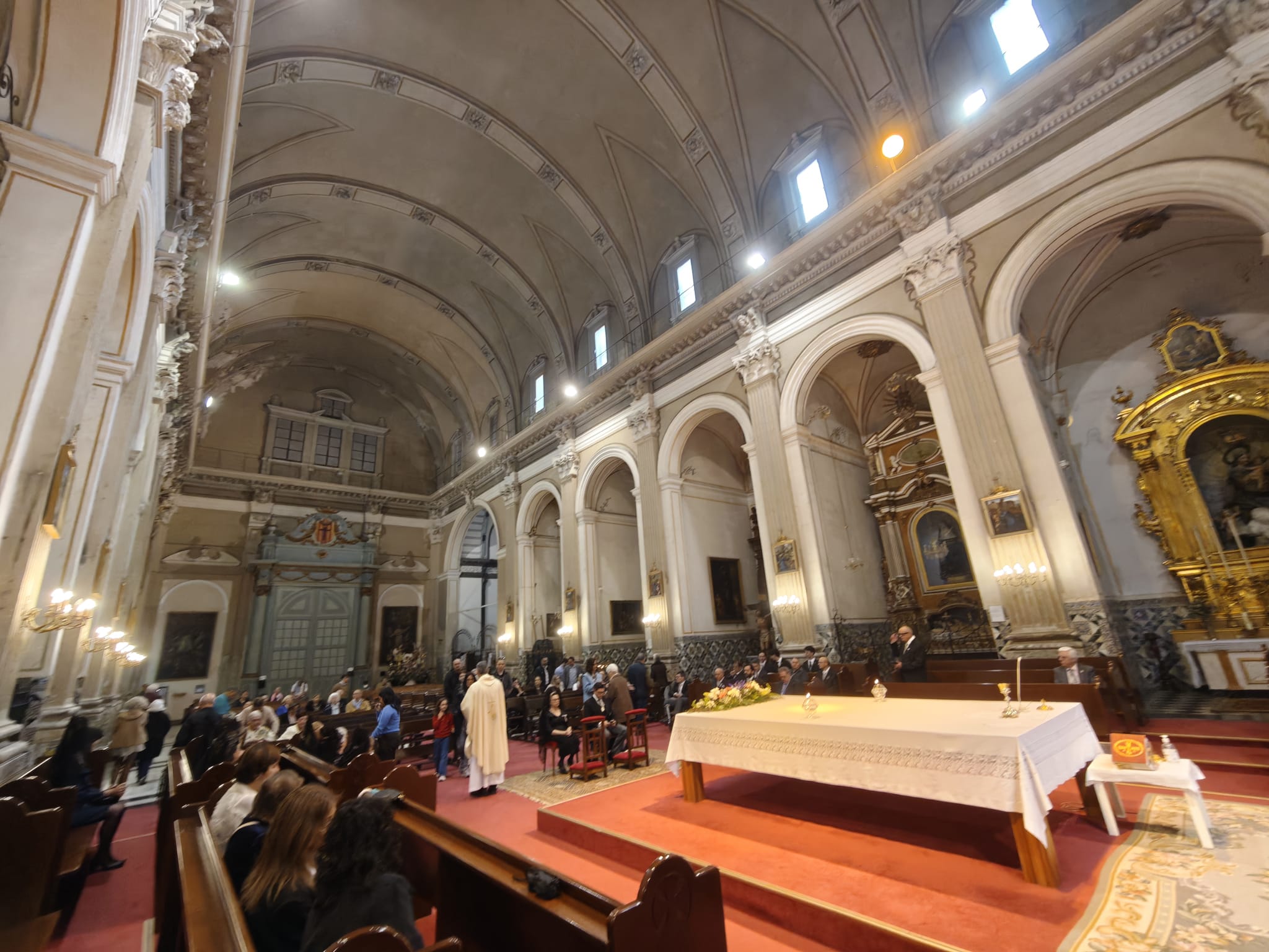 El altar del Carme ganador del Concurs de Milacres honra a Sant Vicent Ferrer 7 WhatsApp Image 2026 04 12 at 12.46.33