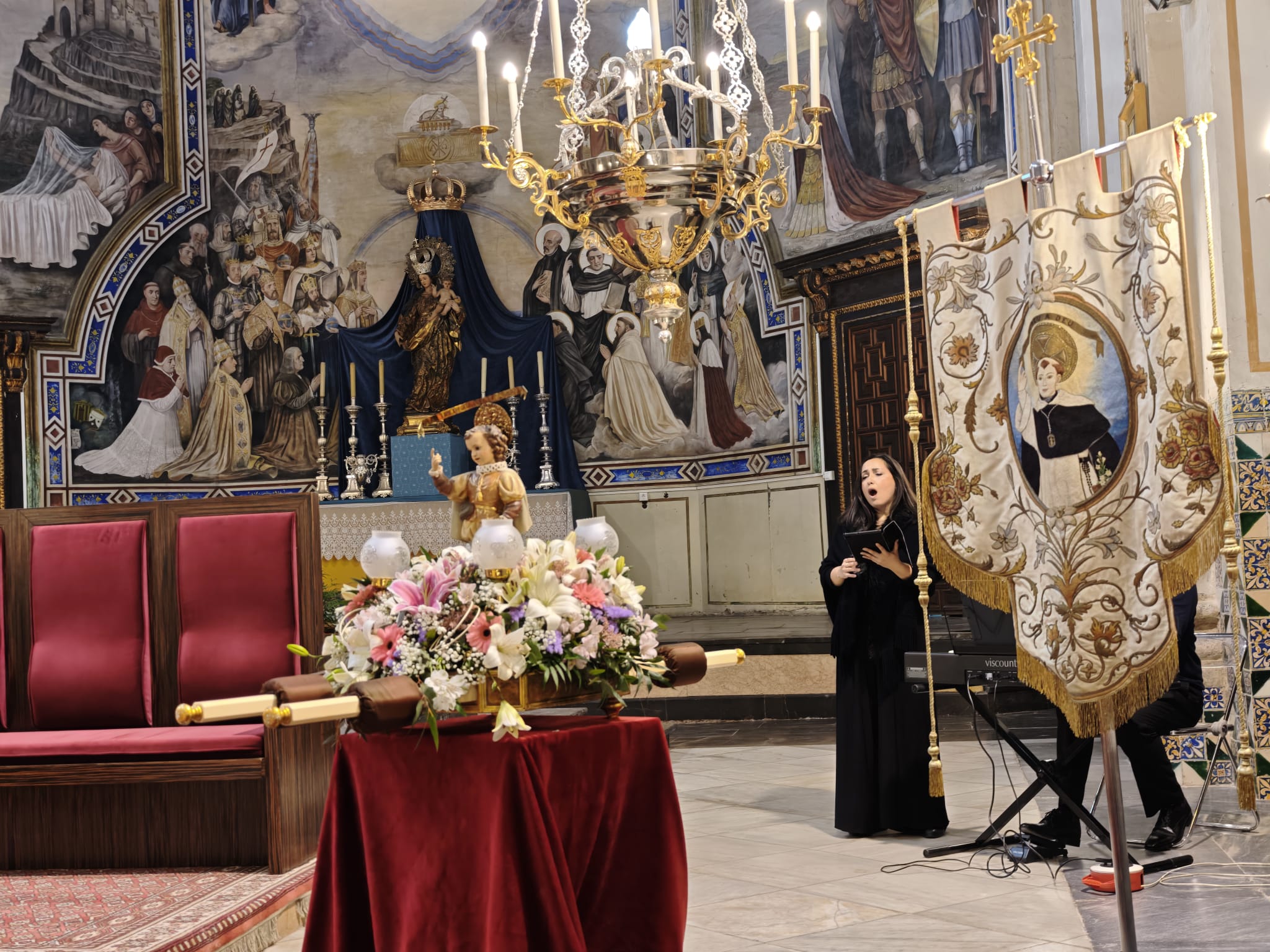 El altar del Carme ganador del Concurs de Milacres honra a Sant Vicent Ferrer 2 WhatsApp Image 2026 04 12 at 12.46.34
