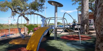 Torrent inaugura dos nuevos parques infantiles sostenibles e inclusivos en San Pancracio y Maestro Fortea