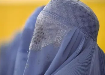 mujer burka 70