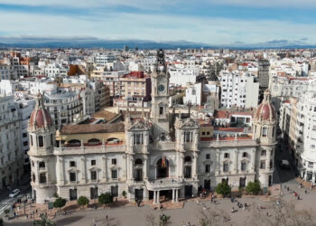 plaza del Ayuntamiento Valencia 4