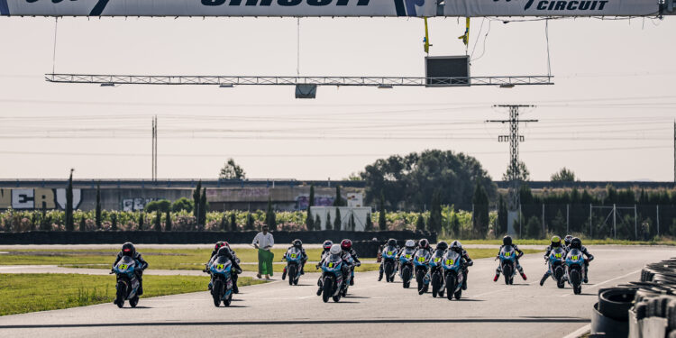 Éxito rotundo en el Aspar Circuit: La MIR Racing Aspar Cup brilla en una jornada de máxima emoción