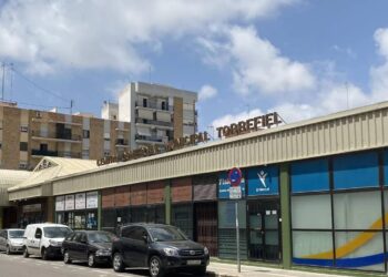 El Mercado de Torrefiel iniciará en junio obras de eficiencia energética y cerrará en agosto