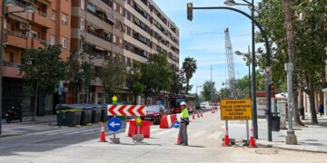Ya está operativo el desvío provisional de salida de Malilla por las obras del Canal de Acceso