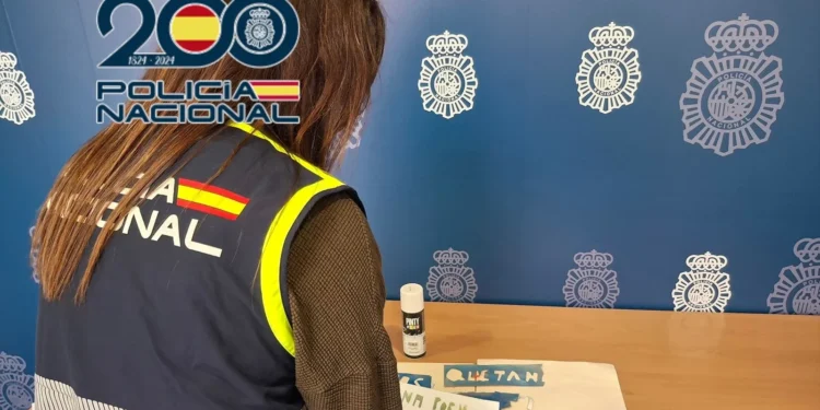Detenido en Cocentaina por acosar durante un año a su expareja con pintadas y mensajes sexuales 1 Detenido en Cocentaina por acosar durante un año a su expareja con pintadas y mensajes sexuales