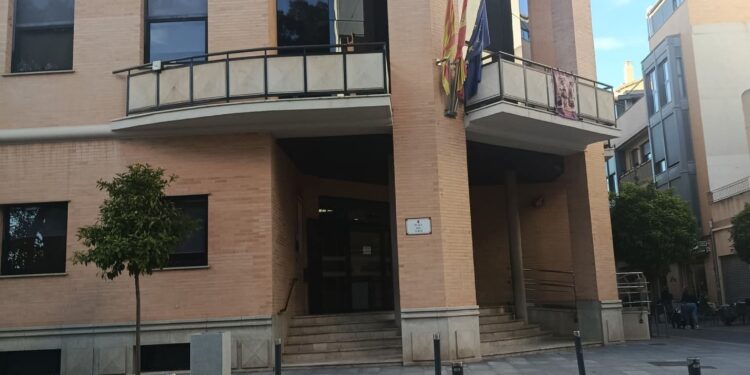  Un activista animalista pide condena por coacciones y amenazas a un taurino en el pleno de Albal