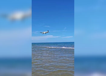 Identificado un piloto por sobrevolar a baja altura varias playas de Valencia