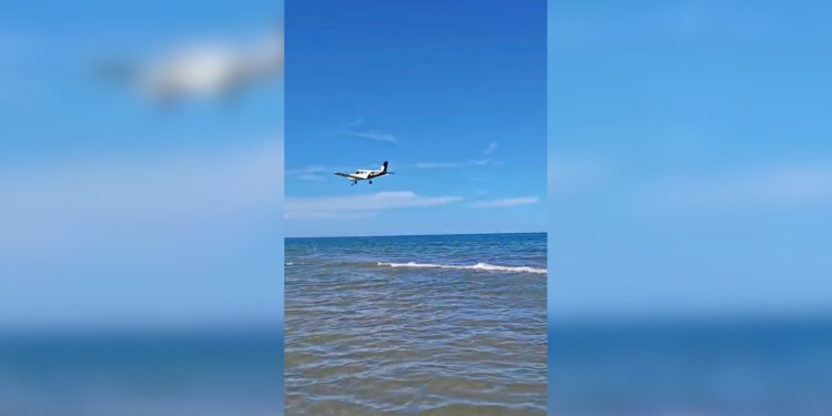 Identificado un piloto por sobrevolar a baja altura varias playas de Valencia