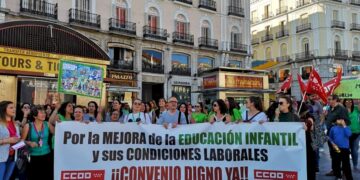 Educación suaviza los servicios mínimos de la huelga docente, pero los sindicatos mantienen el pulso