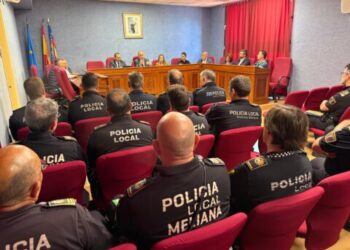 La Generalitat impulsa el carné oficial unificado para policías locales en la Comunitat Valenciana