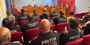 La Generalitat impulsa el carné oficial unificado para policías locales en la Comunitat Valenciana