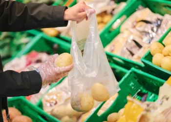 Los supermercados aseguran que están conteniendo precios pese al fuerte aumento del coste del gasoil