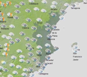 Un fuerte temporal de lluvia sacude la Comunitat Valenciana: X&agrave;bia y Alzira registran los mayores acumulados. Ampliadas las alertas