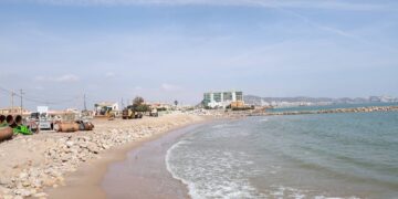 Cullera inicia la regeneración histórica de sus playas: una megadraga aportará 1 millón de m³ de arena desde el 8 de mayo