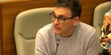 Compromís-Podem-EUPV denuncia casi 850.000 euros pagados sin contrato en el Auditori de Torrent