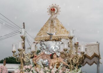 Castelló se rinde a su Patrona: La música y el fervor envuelven la Basílica del Lledó