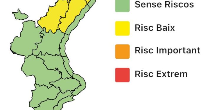 El interior de Castellón bajo el azote de las tormentas mientras el sur recupera la calma tras el paso de la DANA