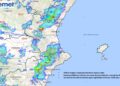 Las tormentas descargan con furia torrencial en el interior y avanzan hacia el litoral