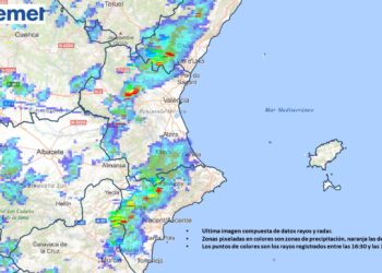 Las tormentas descargan con furia torrencial en el interior y avanzan hacia el litoral