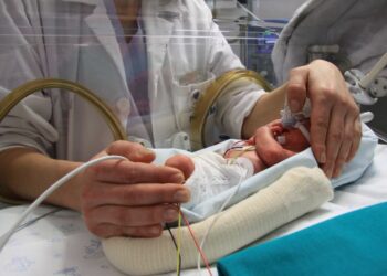 El Hospital La Fe llama a la solidaridad en el Día Mundial de la Donación de Leche Materna