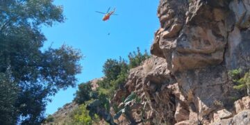 Trágico hallazgo en Sagunto: Rescatan el cuerpo sin vida de un hombre en una zona de difícil acceso junto al castillo