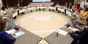 CSIF y ANPE aceptan el incremento salarial de Educación y rompen la unidad sindical en la huelga docente
