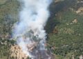 Un amplio dispositivo de emergencias continua sofocando las llamas en Benimantell aunque se da por estabilizado