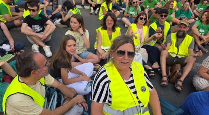 Máxima tensión en Valencia: la huelga educativa deriva en cargas policiales, el colapso de Pío XII y el encierro de los sindicatos en Conselleria 1 Máxima tensión en Valencia: la huelga educativa deriva en cargas policiales, el colapso de Pío XII y el encierro de los sindicatos en Conselleria