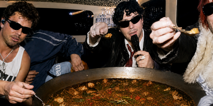 La paella premium que conquisto a 5 Seconds of Summer en el Roig Arena 2