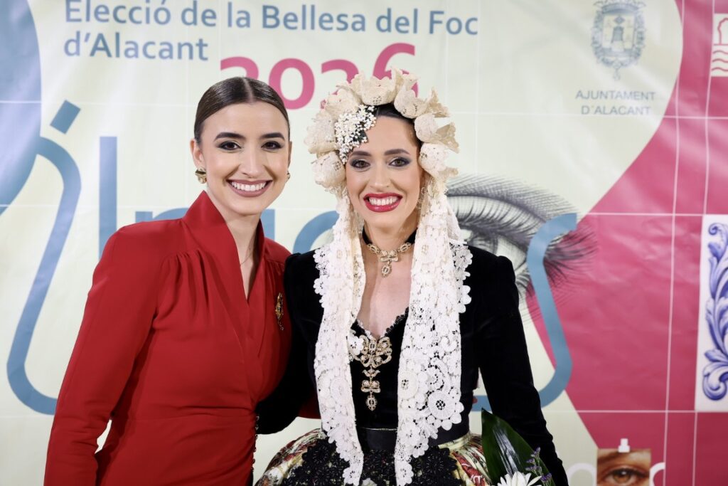 Maria Pastor Gonzalez elegida Bellea del Foc dAlacant 2026 94 Mediana