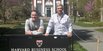 Quique Calabuig y Francesc Pons en Harvard