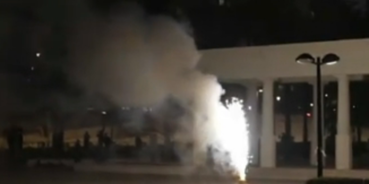 Expulsadas de España ocho personas por lanzar petardos ilegales contra asistentes durante las Fallas de Valencia 1 Expulsadas de España ocho personas por lanzar petardos ilegales contra asistentes durante las Fallas de Valencia