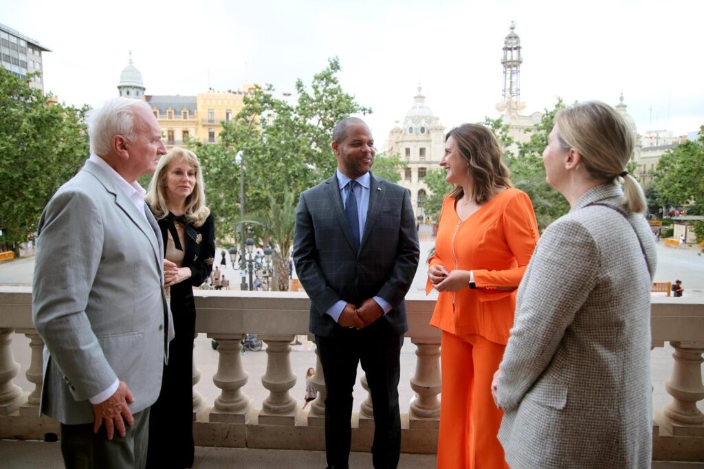 Valencia y Dallas refuerzan su alianza con nuevos proyectos empresariales tecnologicos y culturales 5