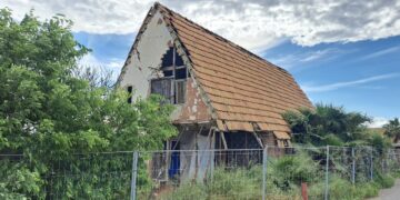 Lo Rat Penat denuncia l'estat crític de la Barraca del Coixo (sg.XVIII)