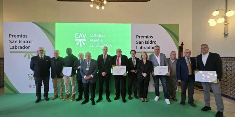 El Consell Agrari de Valéncia otorga los premios «San Isidro Labrador 2026» 1 El Consell Agrari de Valéncia otorga los premios «San Isidro Labrador 2026»