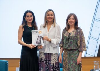 El Palau de Congressos de Valencia premia a Casa Caridad en su 120 aniversario por su labor social 15 WhatsApp Image 2026 05 27 at 12.32.18