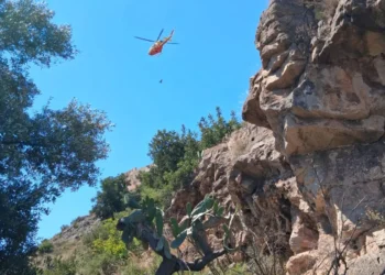 Hallan el cadáver de un hombre en una zona rocosa junto al castillo de Sagunto