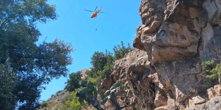 Hallan el cadáver de un hombre en una zona rocosa junto al castillo de Sagunto