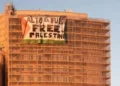 Investigan una intrusión en el edificio incendiado de Campanar tras aparecer una pancarta de apoyo a Palestina