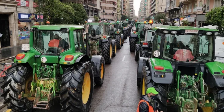 ava tractorada valencia 768x430 1