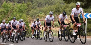 El Gran Fondo Valéncia brilla en su XXI edición con más de 2.600 ciclistas de todo el mundo