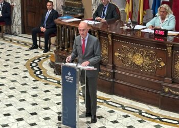 El Pleno de Valencia rechaza apoyar la regularización extraordinaria de migrantes pese al debate sobre recursos y derechos sociales