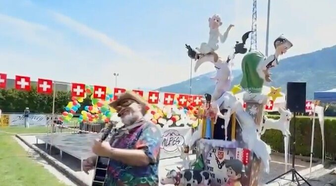 Fallas en los Alpes suizos: Ardon despide una década de tradición fallera entre cumbres nevadas
