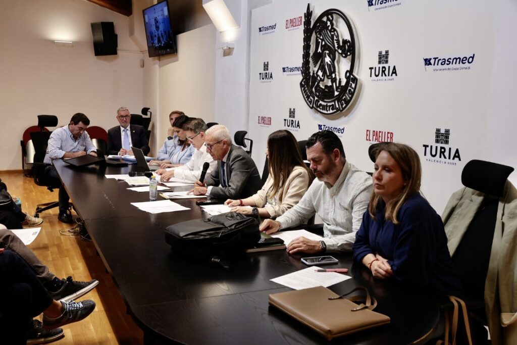 pleno junta central fallera 10 Mediana