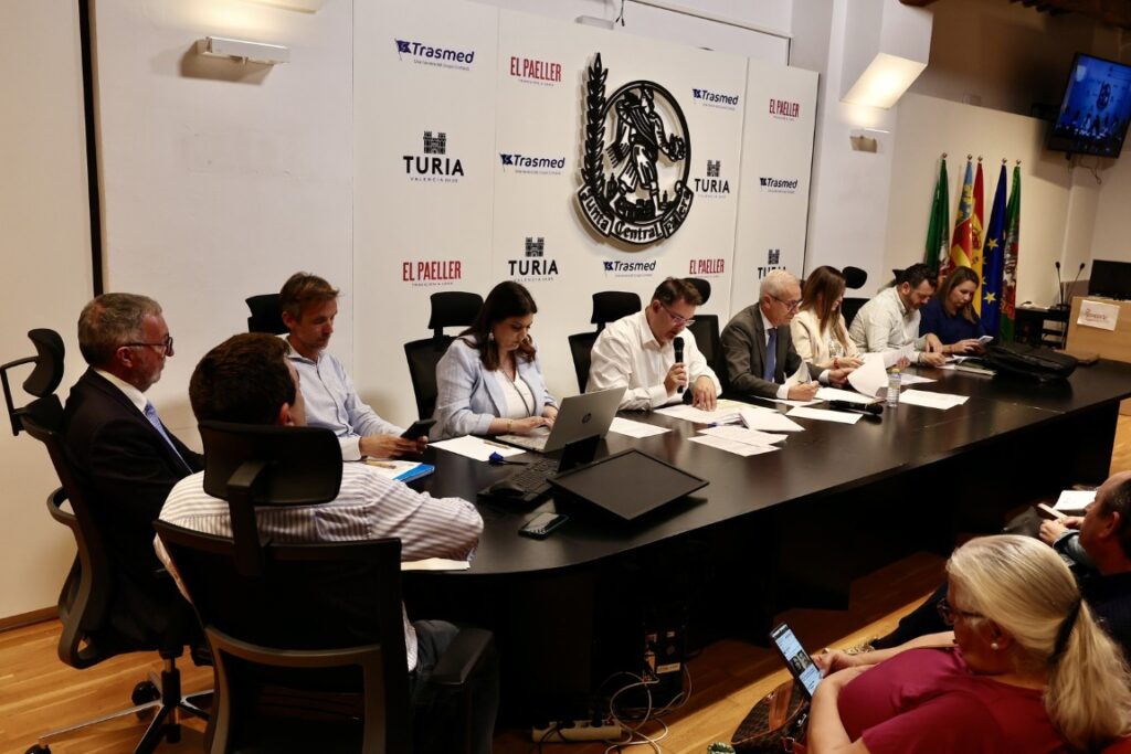 pleno junta central fallera 4 Mediana