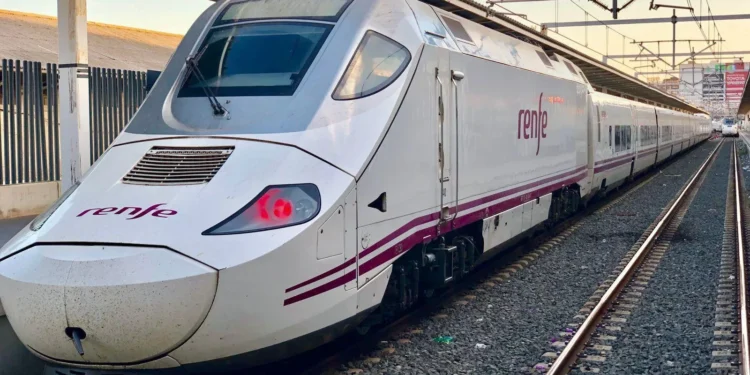 Renfe amplía los servicios Euromed entre Barcelona y València con un sexto tren diario 1 renfe