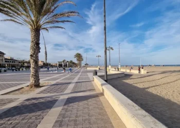 Valencia prepara la gran renovación del paseo marítimo tras la reforma de los chiringuitos