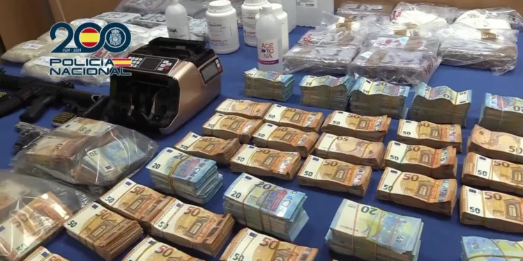 Golpe al narcotráfico en Valencia y Alicante: 28 detenidos y más de 40 kilos de droga intervenidos