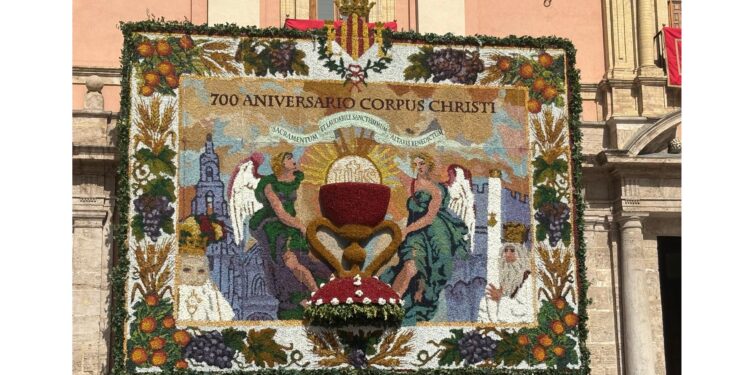 Un tapiz floral gigante para homenajear 700 años de historia 1 0604 Ornamentacio floral Corpus 10